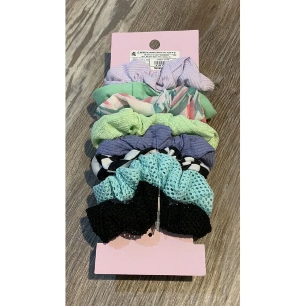 Wild Fable 8 pk Hair Scrunchies Hair Ties Multicolor Pack‎